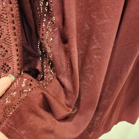 Elegant Lace Blouse - Burgundy - Picture 7 of 10